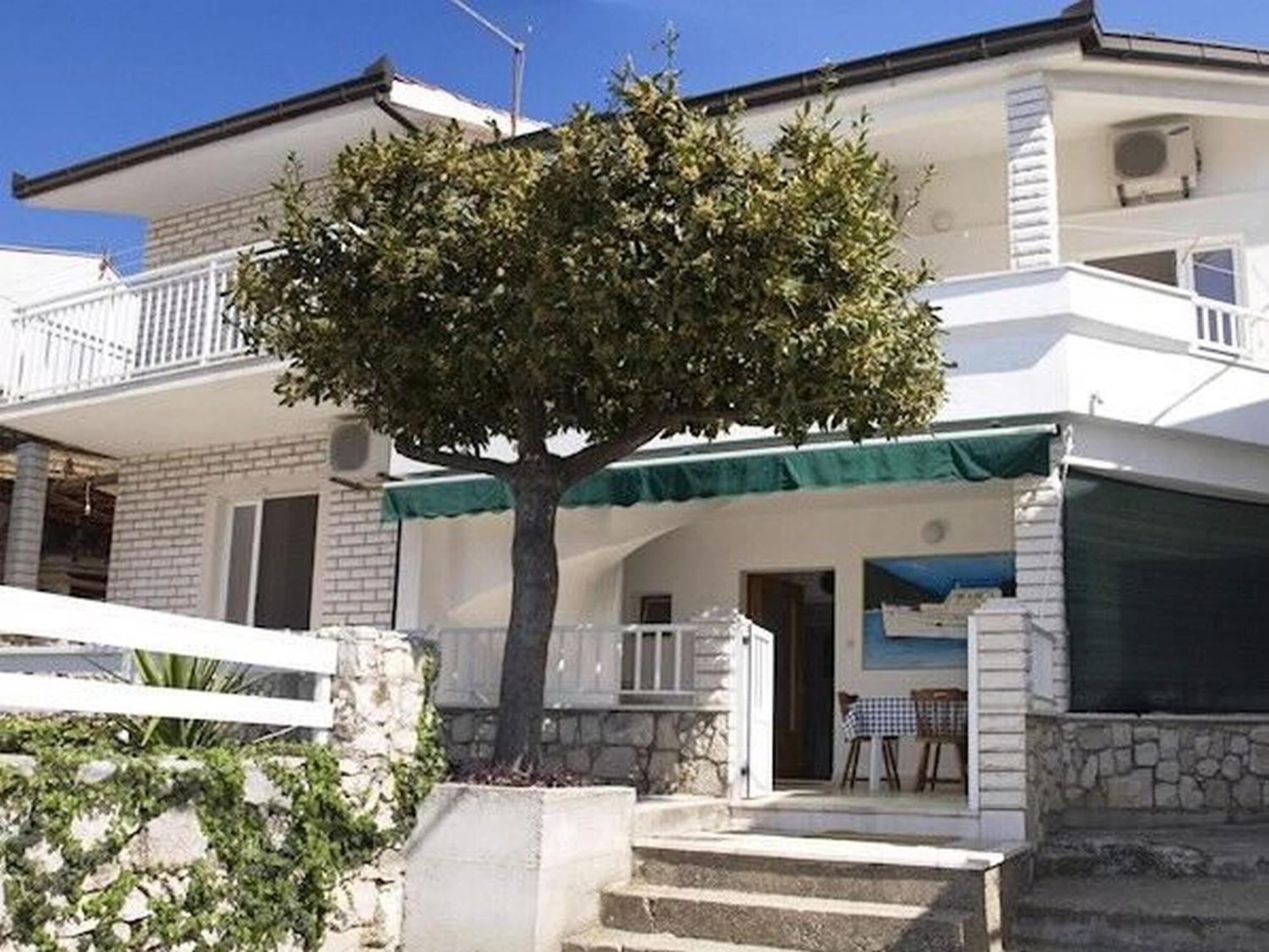Apartments And Rooms Florijan Klek Exterior foto